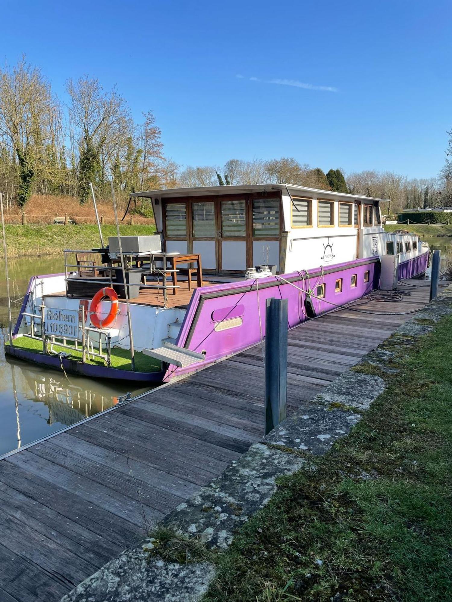 Nuit Insolite A Bord D'Une Peniche, 6 Personnes Bergues Luaran gambar